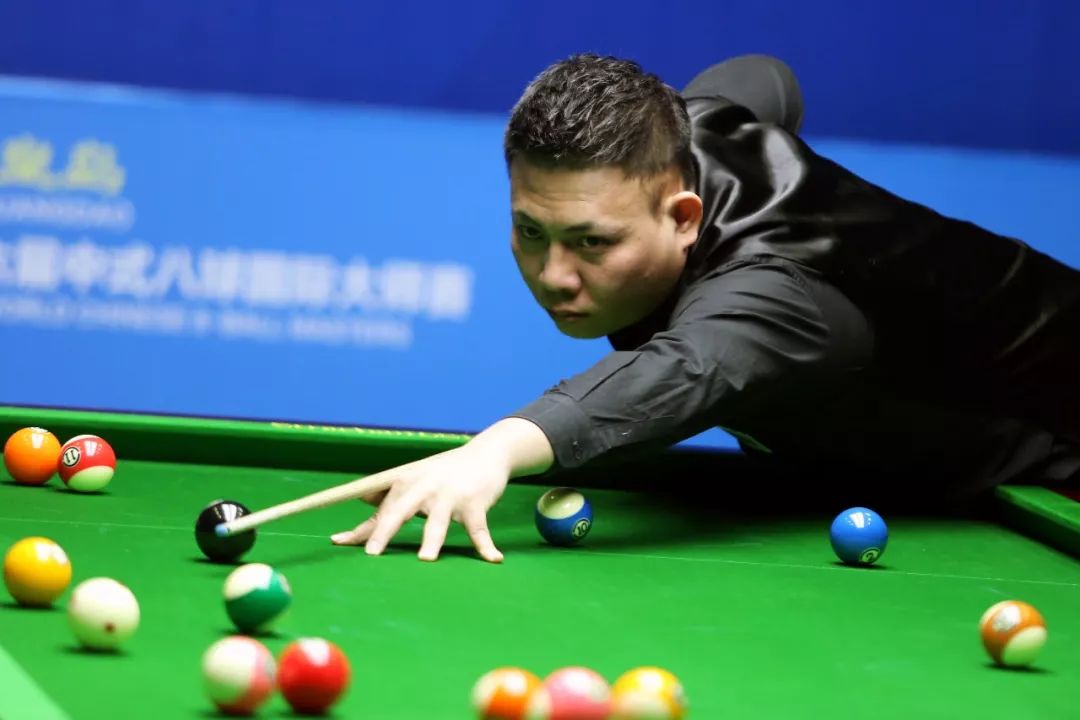 缺乏一名在 缺乏一名在