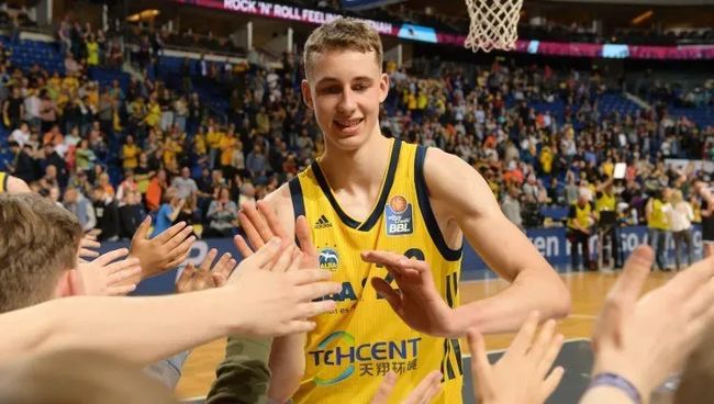 执法相关人 执法相关人