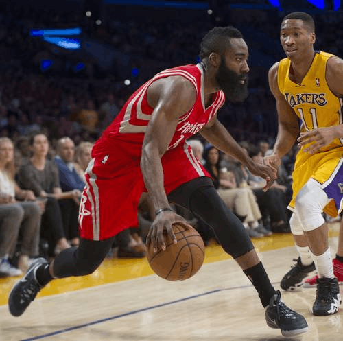 利物浦的主教练阿恩·斯洛特（Arne Slot）说，曼城将重新获得英超联赛冠军.