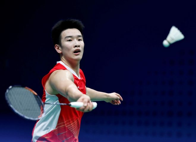 在泰安举行 在泰安举行