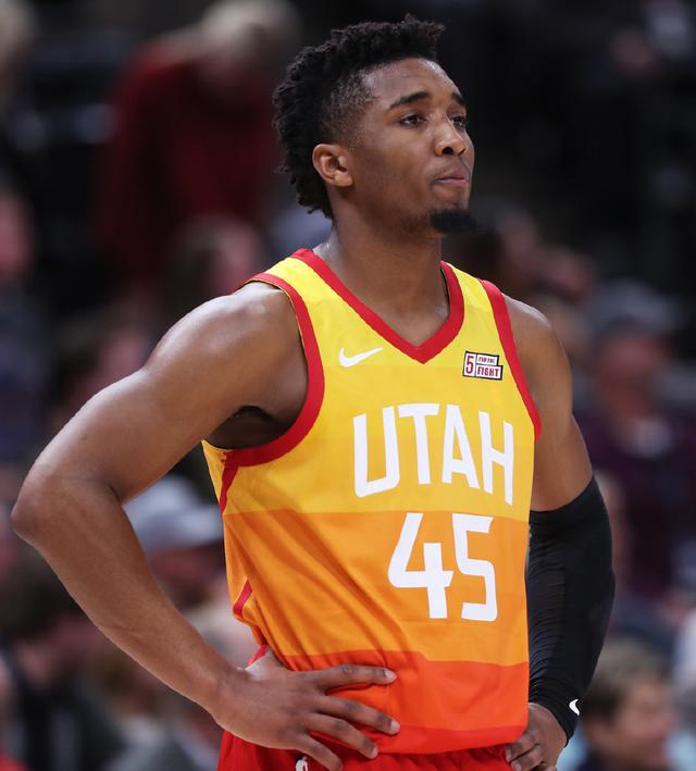 表现不禁让 表现不禁让